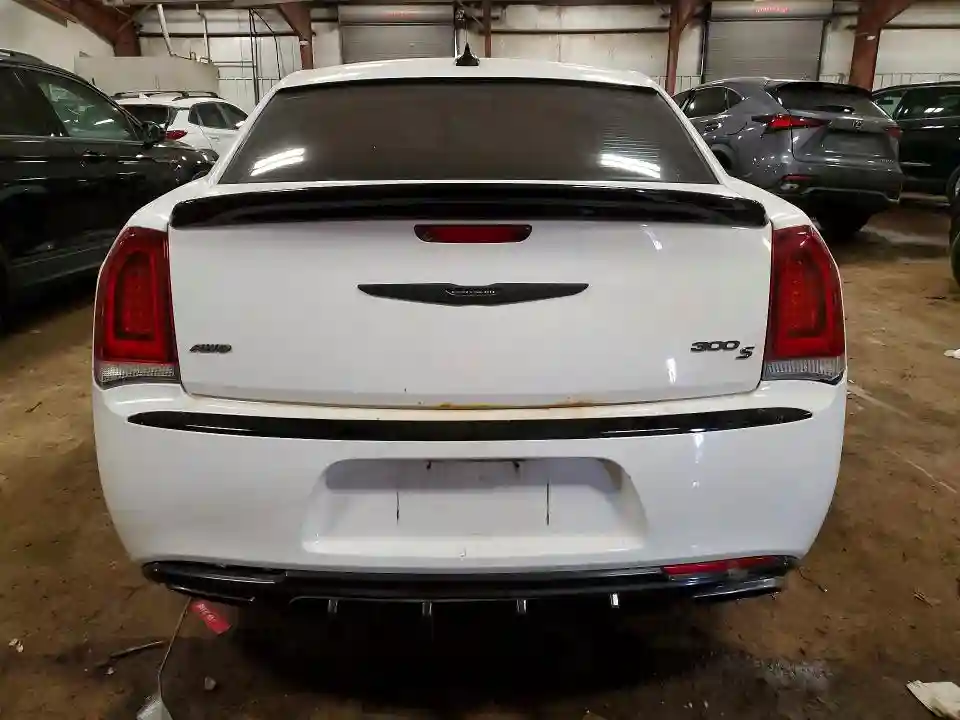2C3CCAGG1GH296248 2016 CHRYSLER 300-5