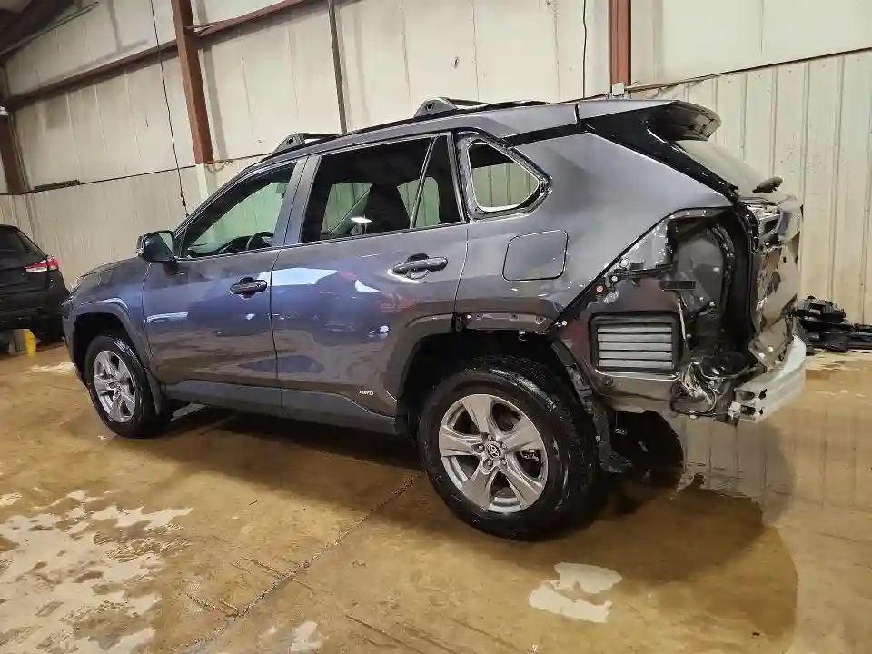 4T3RWRFV9SU193910 2025 TOYOTA RAV4-1