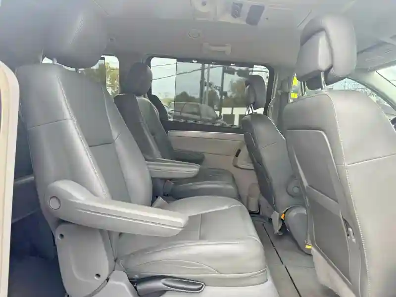 2C4RVABG5CR354258 2012 VOLKSWAGEN ROUTAN-5