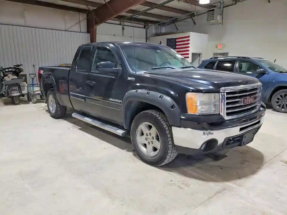 1GTR2VE34BZ293028 2011 GMC SIERRA-3