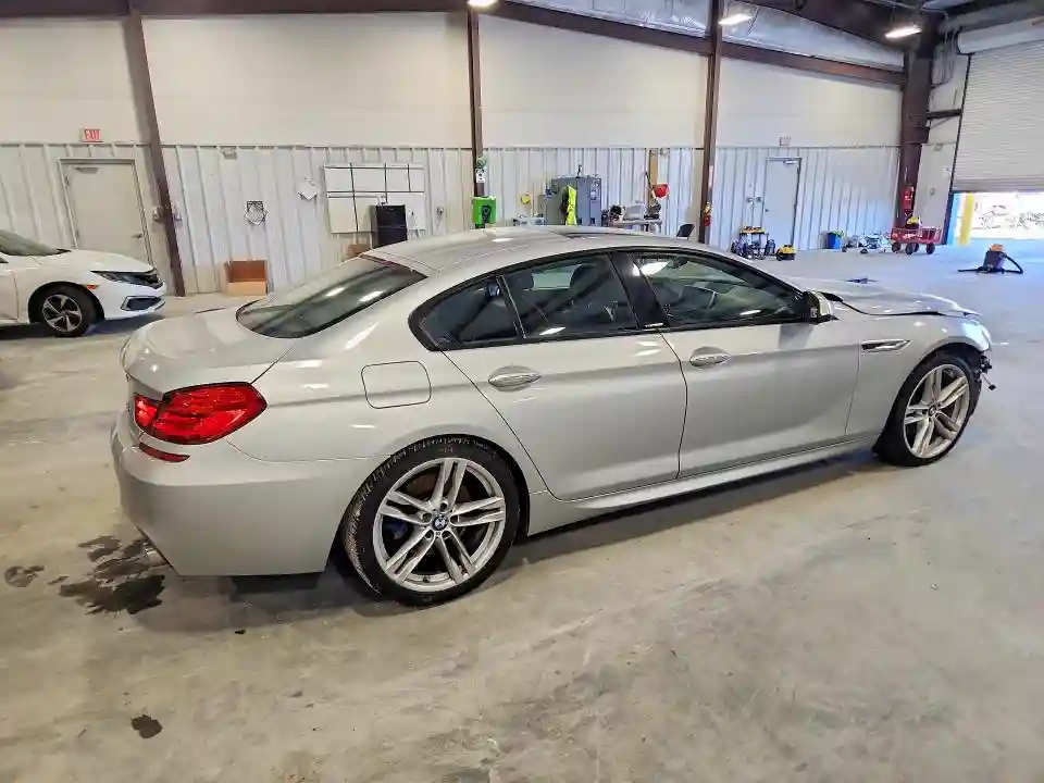 WBA6B8C5XFD453034 2015 BMW 6 SERIES-2