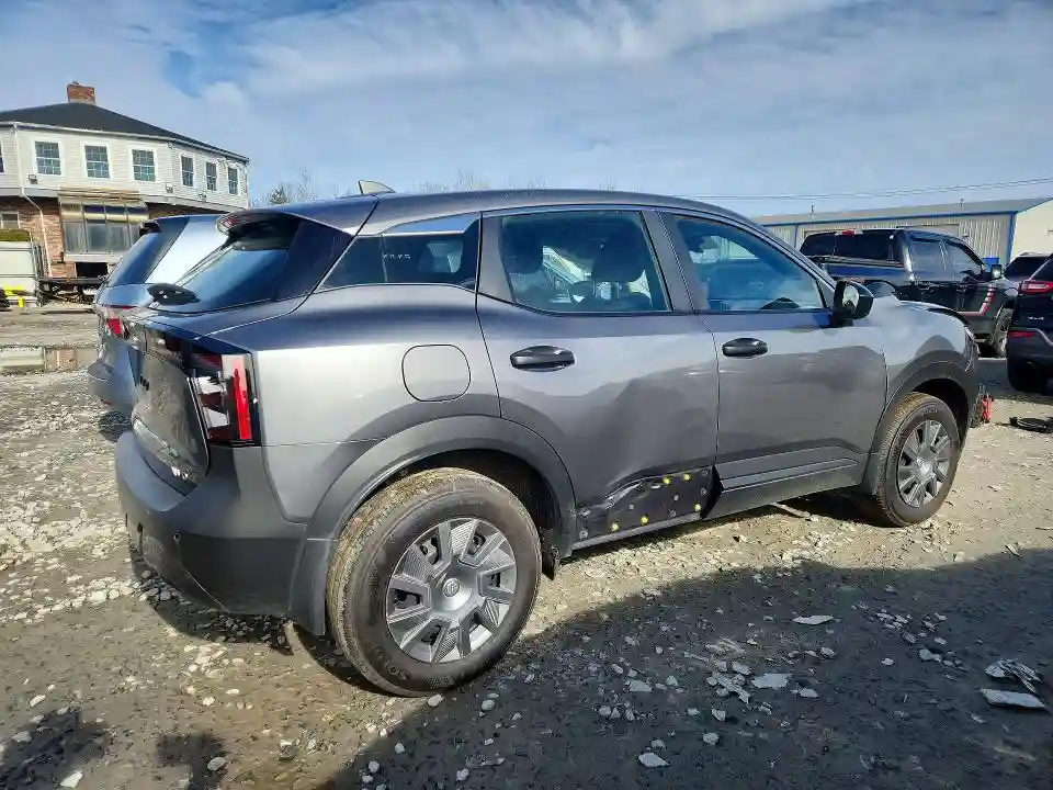 3N8AP6BB8SL377929 2025 NISSAN KICKS-2