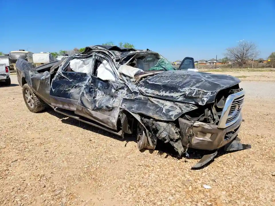 3C63R3KL7JG271198 2018 RAM 3500-3