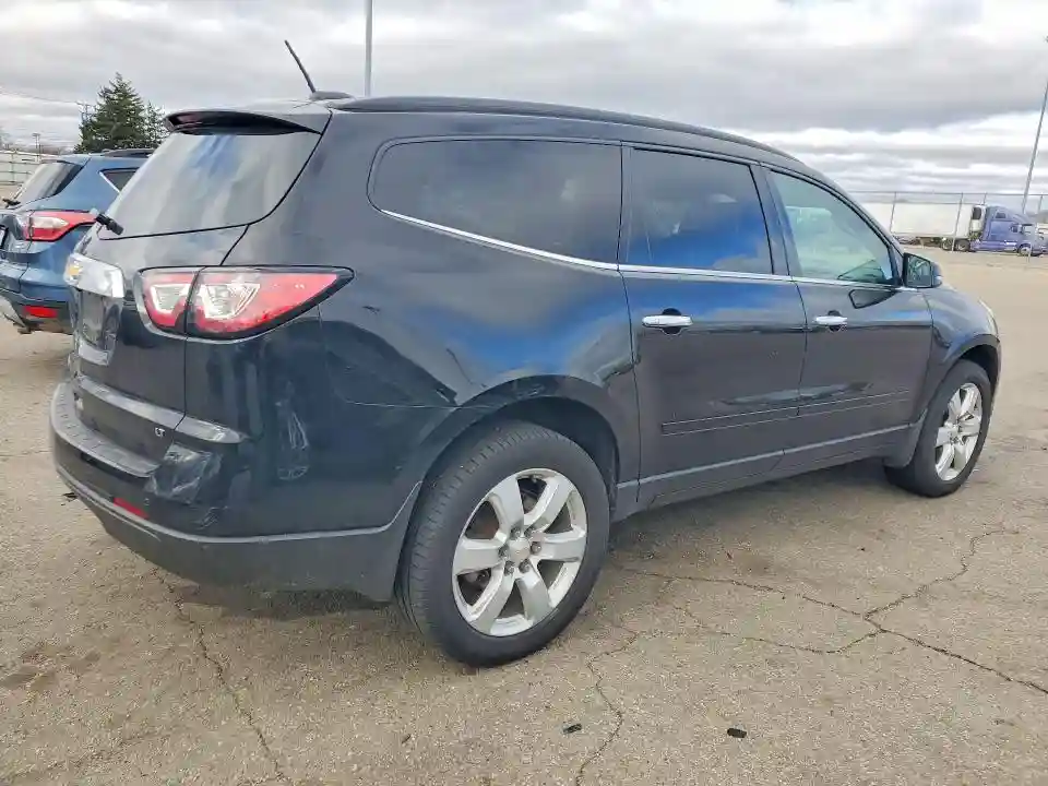 1GNKRGKD4HJ185268 2017 CHEVROLET TRAVERSE-2