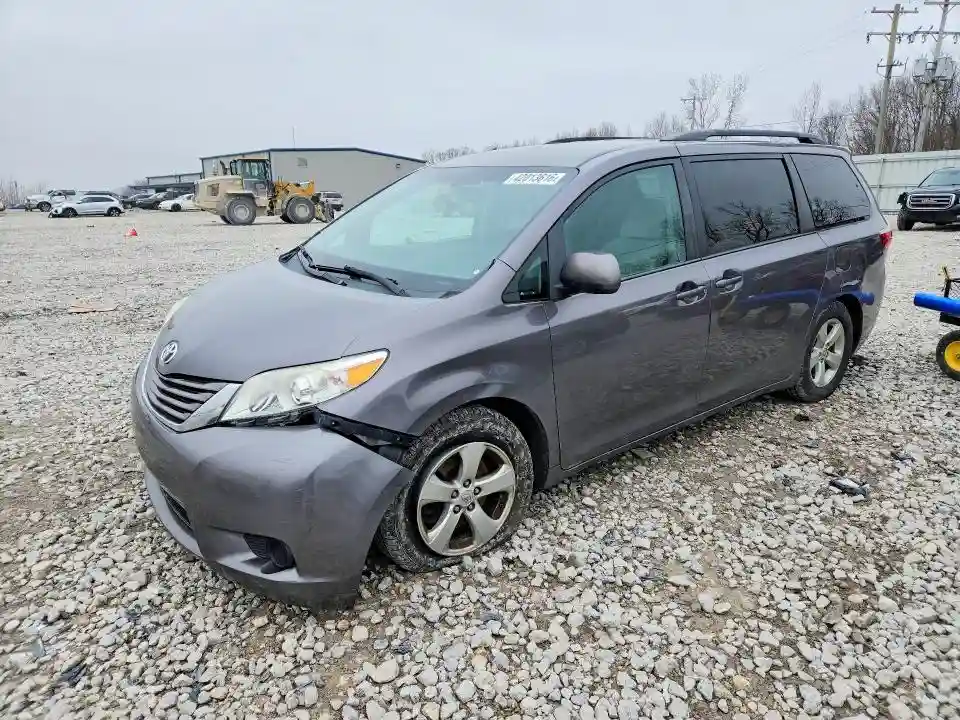 5TDKK3DC1FS635761 2015 TOYOTA SIENNA-0