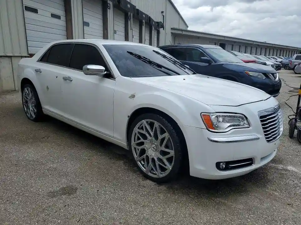 2C3CCAHG0CH313792 2012 CHRYSLER 300-3