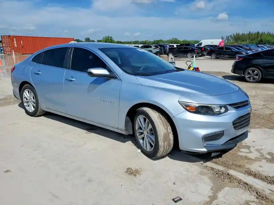 1G1ZD5ST8JF236287 2018 CHEVROLET MALIBU-3