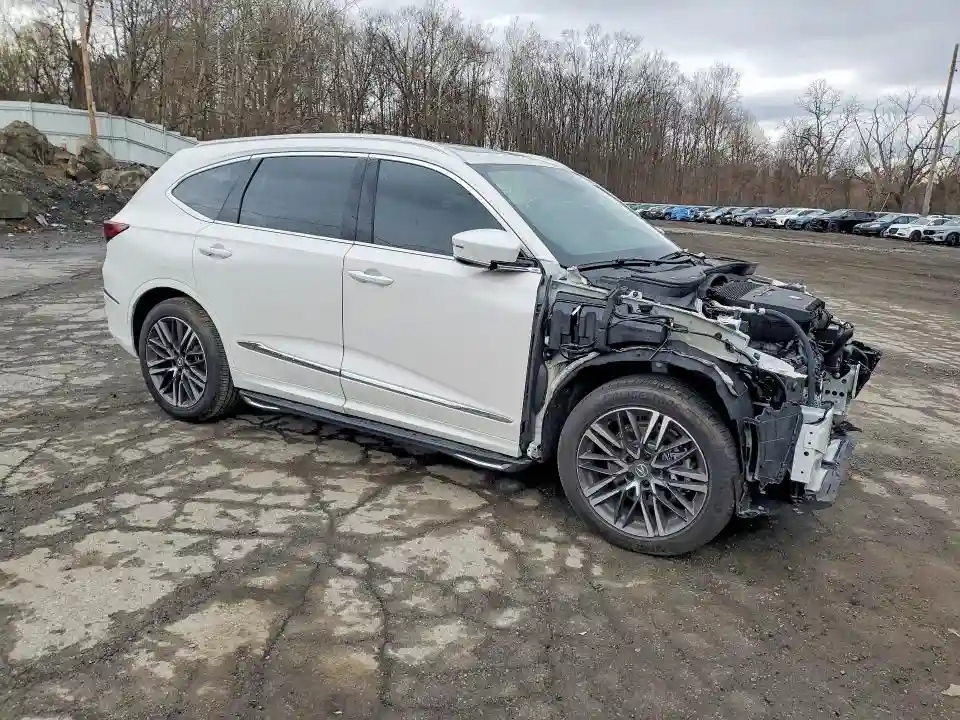 5J8YE1H89SL003096 2025 ACURA MDX-3