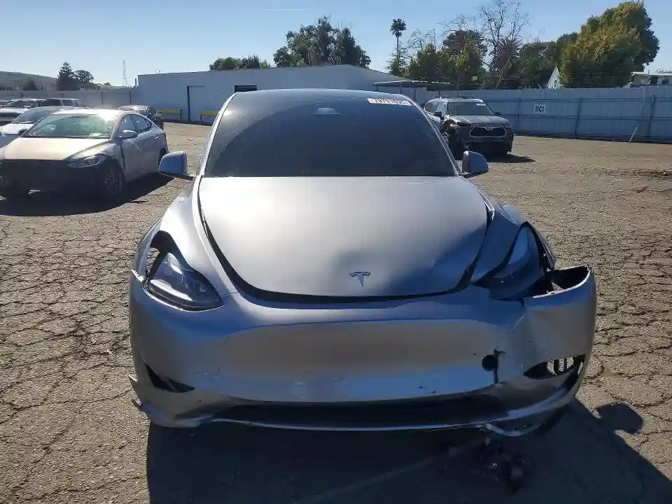 7SAYGDEE3RA295605 2024 TESLA MODEL Y-4