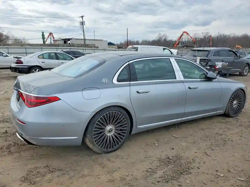 W1K6X7GB9RA300932 2024 MERCEDES-BENZ S-CLASS-2