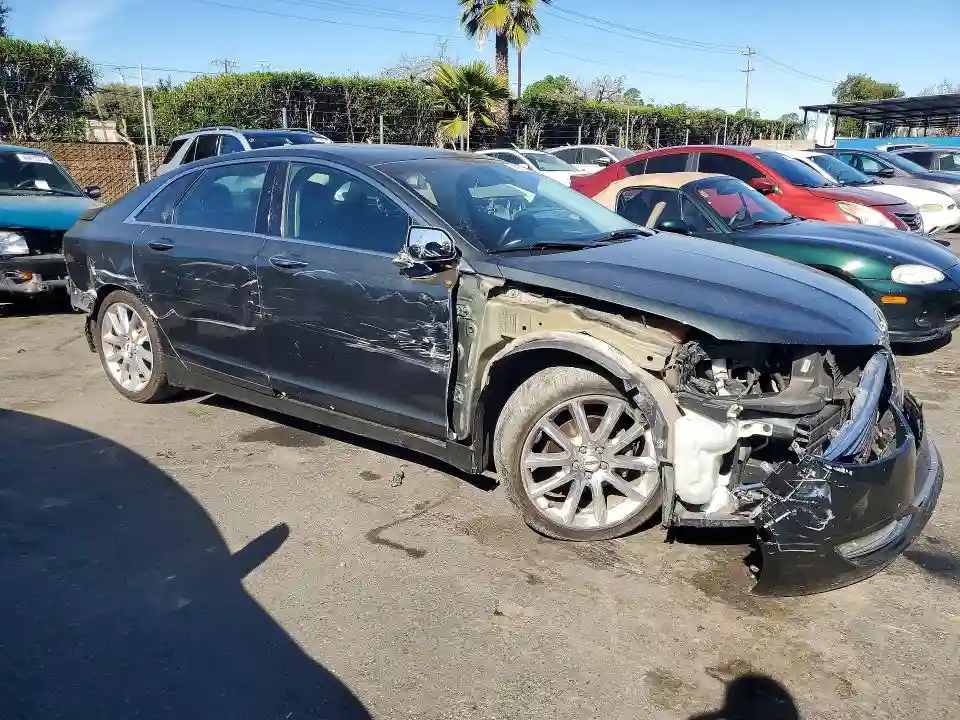 3LN6L2LU4FR621659 2015 LINCOLN MKZ-3
