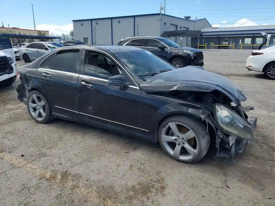 WDDGF4HB9EA966526 2014 MERCEDES-BENZ C-CLASS-3