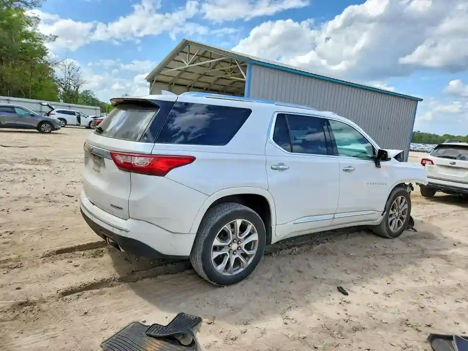 1GNERKKW6KJ101864 2019 CHEVROLET TRAVERSE-2