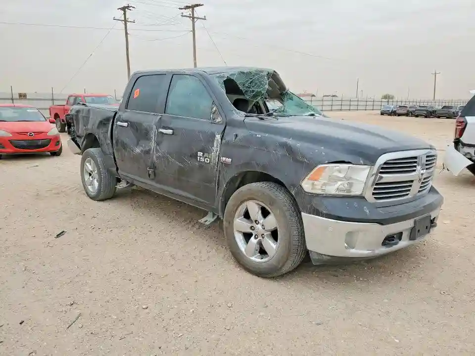 1C6RR7LT5FS694412 2015 RAM 1500-3