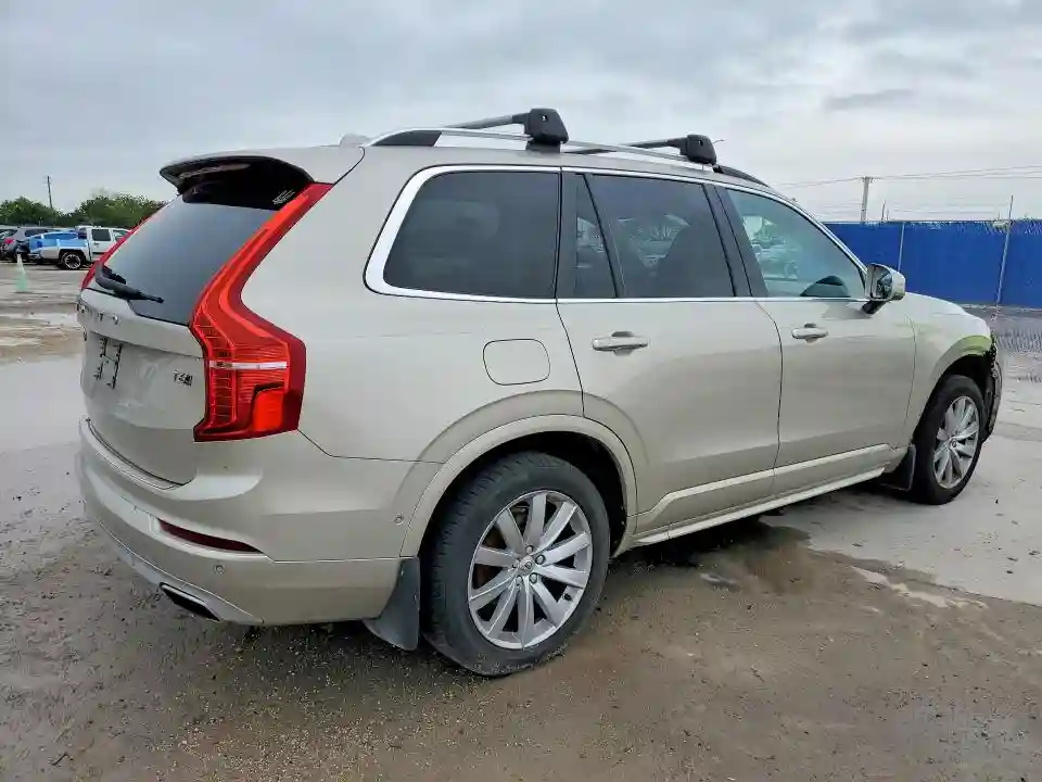 YV4A22PK8H1148269 2017 VOLVO XC90-2