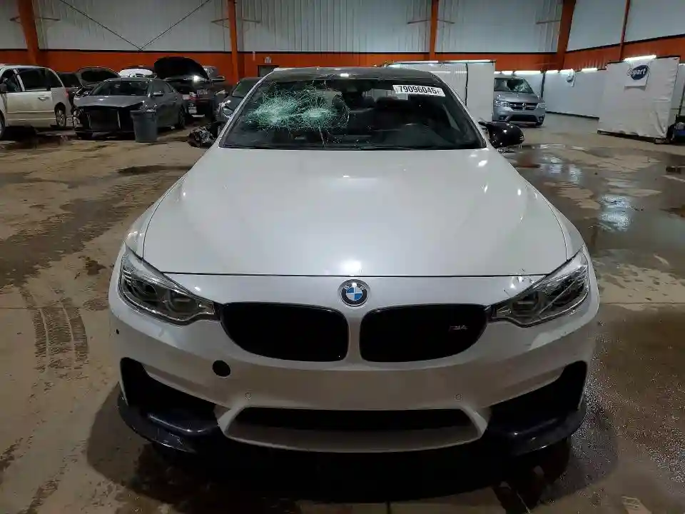 WBS3R9C59FK330014 2015 BMW M4-4