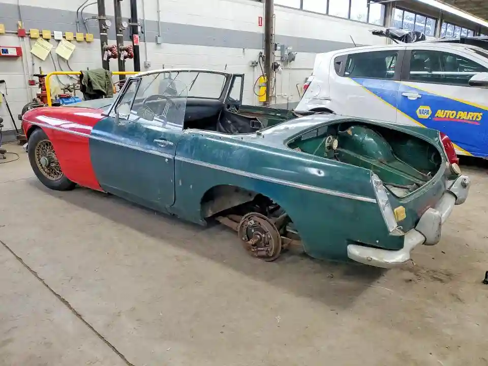 GHN4U141706G 1968 MG MGB CONVER-1