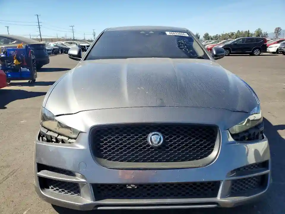 SAJAD4BG1HA965841 2017 JAGUAR XE-4