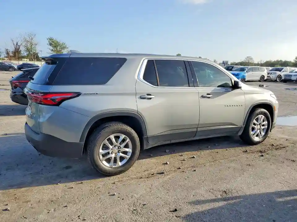 1GNERFKW3PJ223449 2023 CHEVROLET TRAVERSE-2