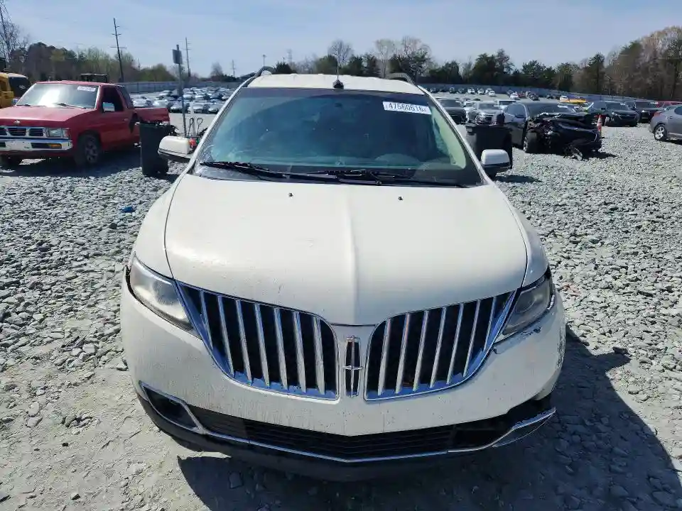 2LMDJ6JK9DBL25946 2013 LINCOLN TOWNHOUSE MKX-4