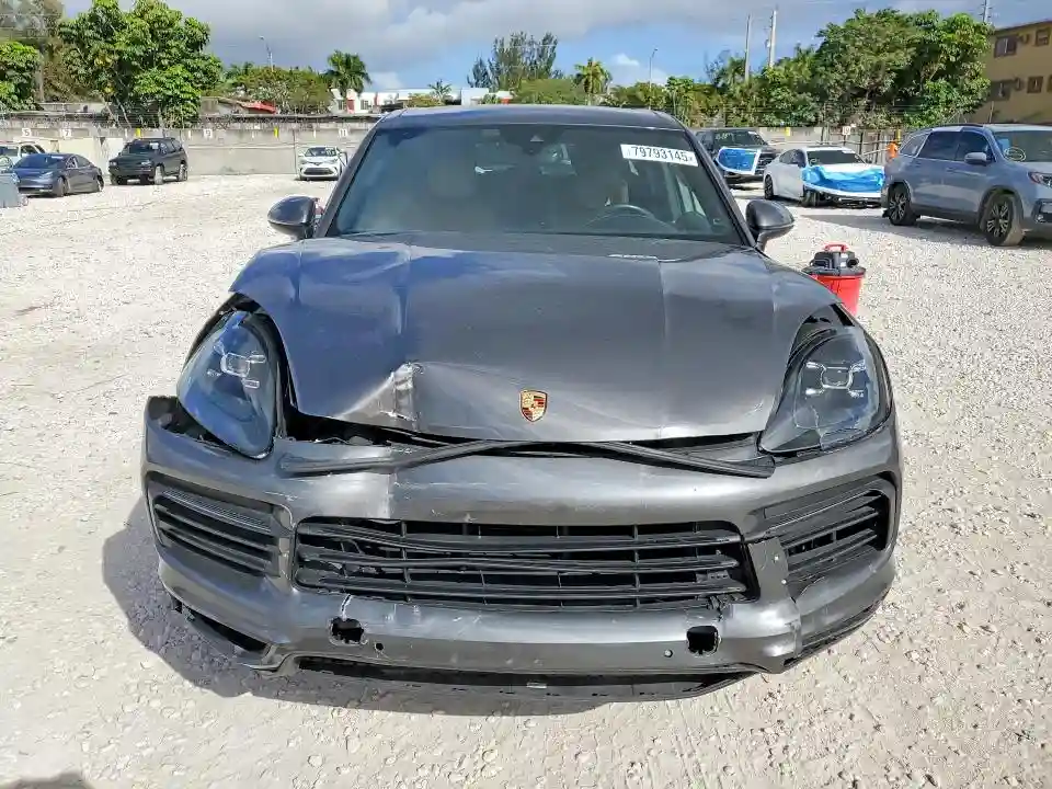 WP1AA2AY4KDA05066 2019 PORSCHE CAYENNE-4