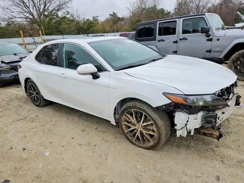 4T1S11AK8RU227465 2024 TOYOTA CAMRY-3
