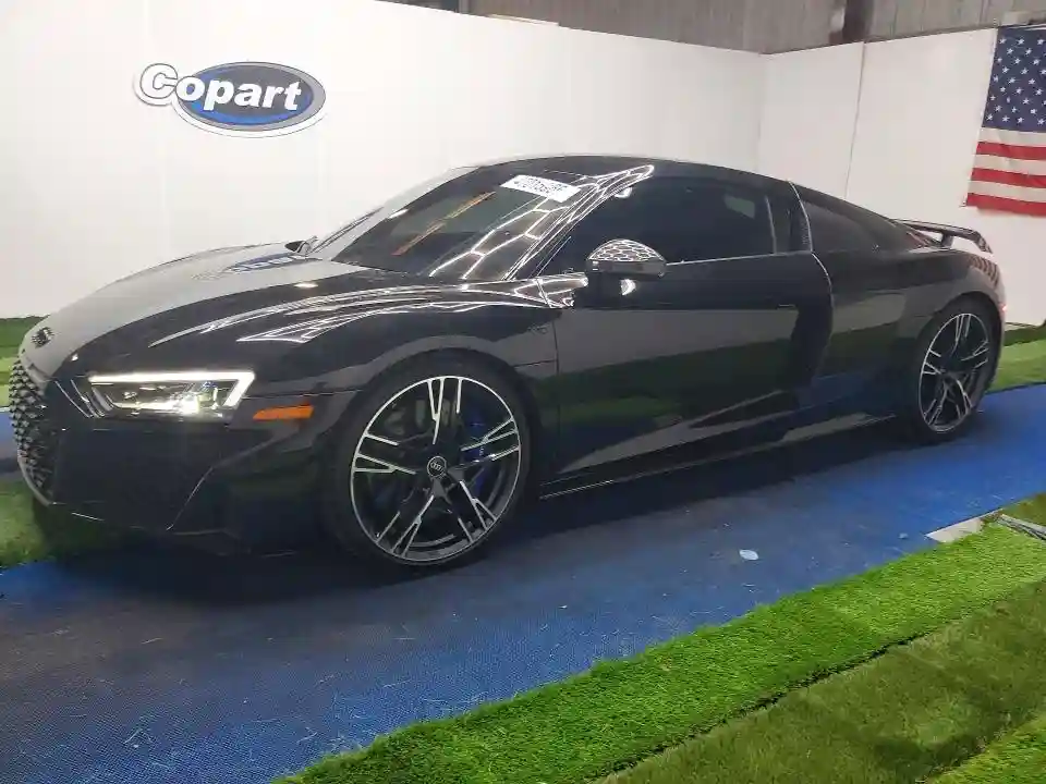 WUAKBAFX5M7901359 2021 AUDI R8-0