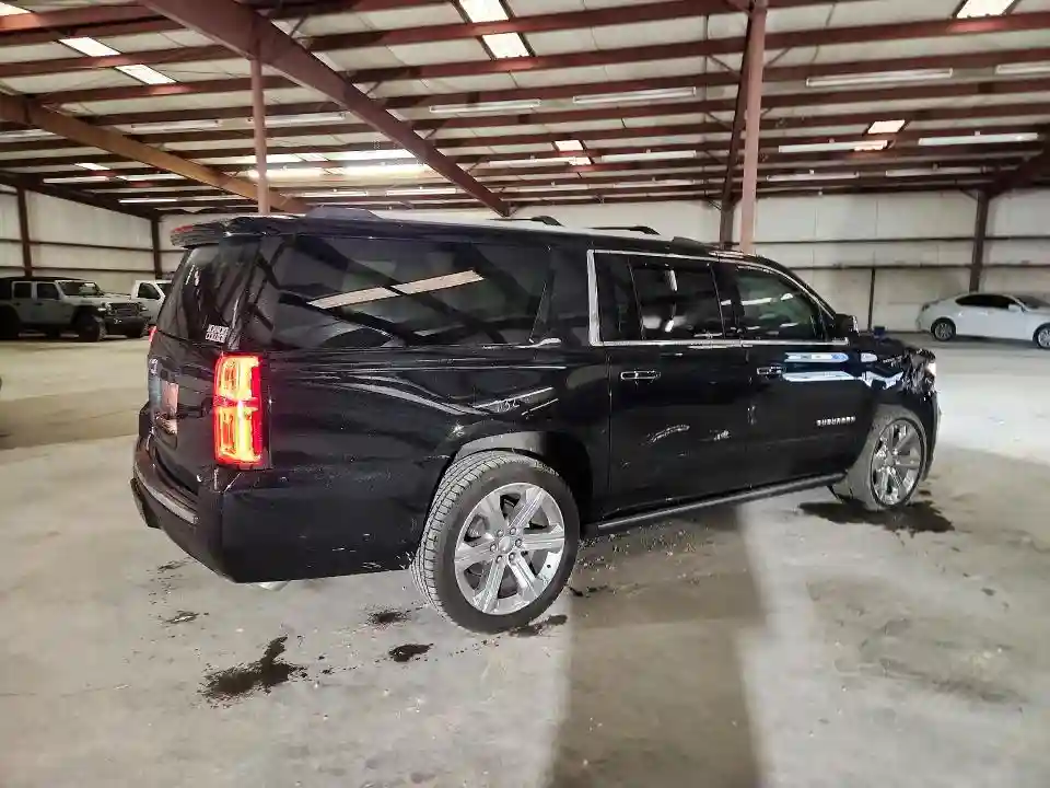 1GNSKJKC8HR282600 2017 CHEVROLET SUBURBAN-2