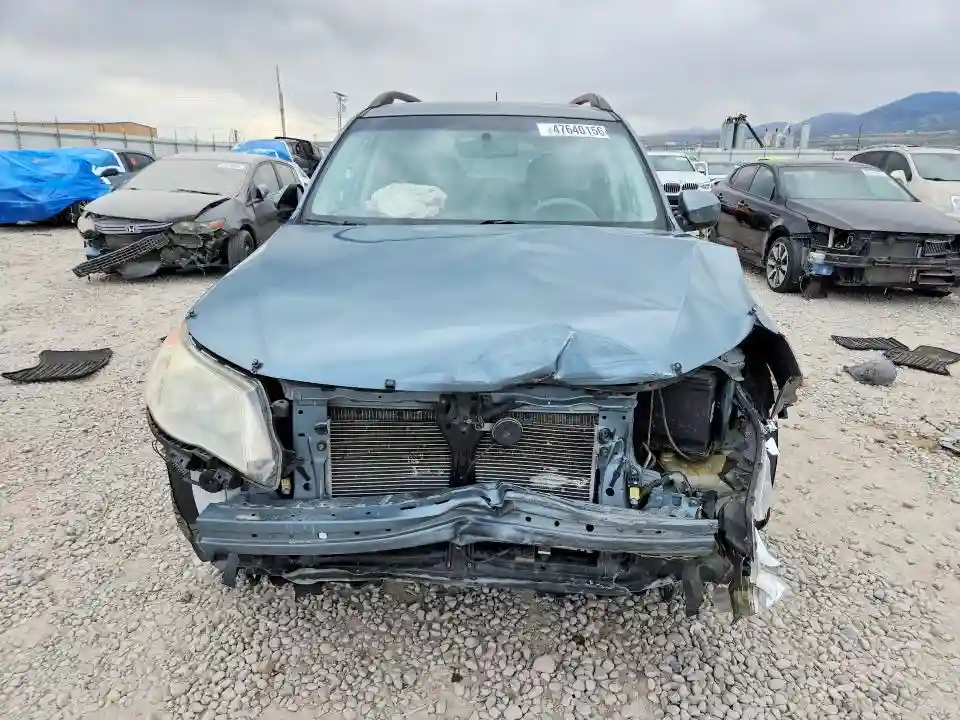 JF2SHADC2CH413752 2012 SUBARU FORESTER-4