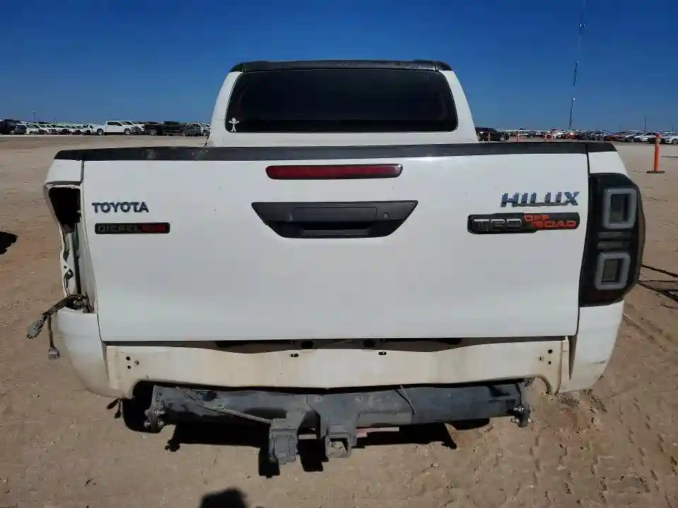 MR0DA3CD0S4008532 2025 TOYOTA HILUX-5