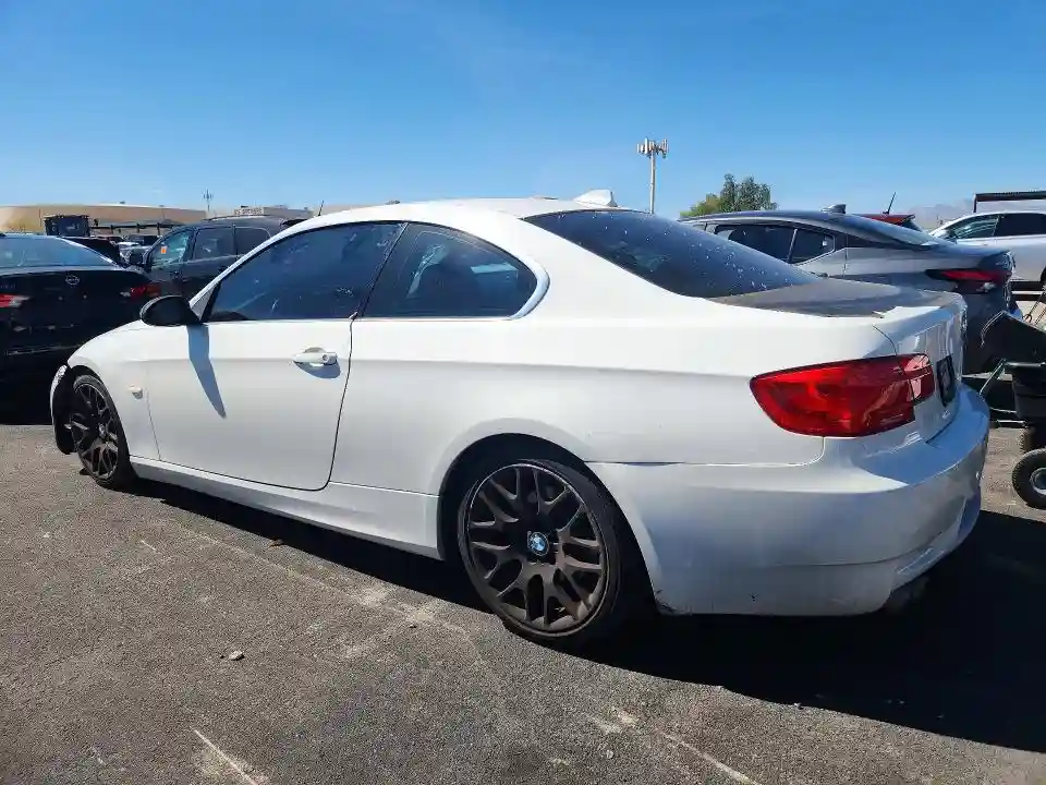 WBAKE5C54BE574005 2011 BMW 3 SERIES-1