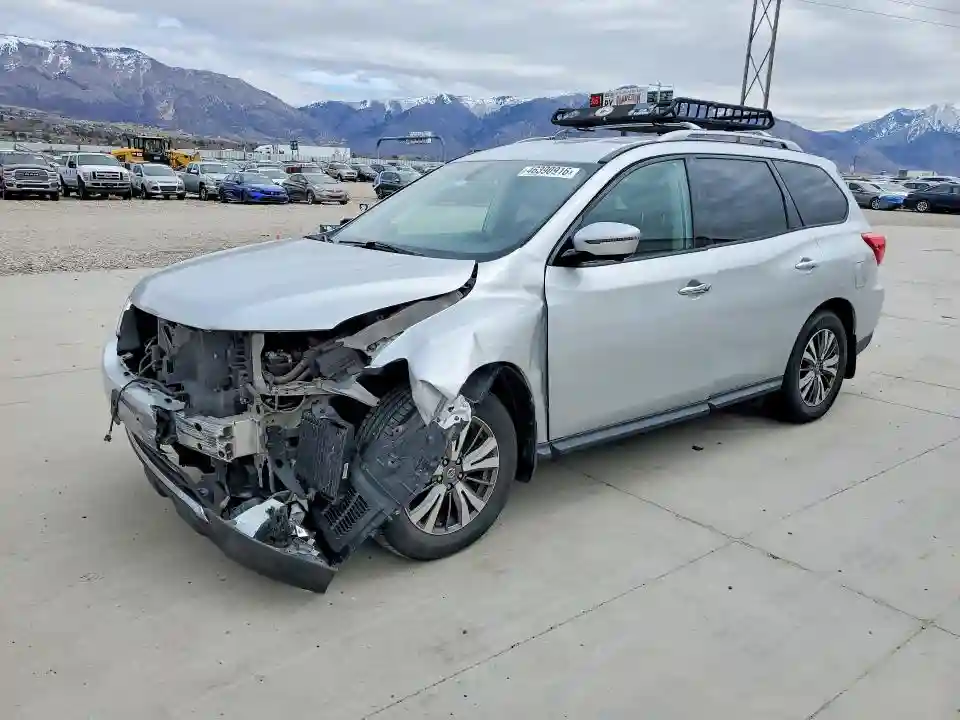 5N1DR2MM0HC642756 2017 NISSAN PATHFINDER-0