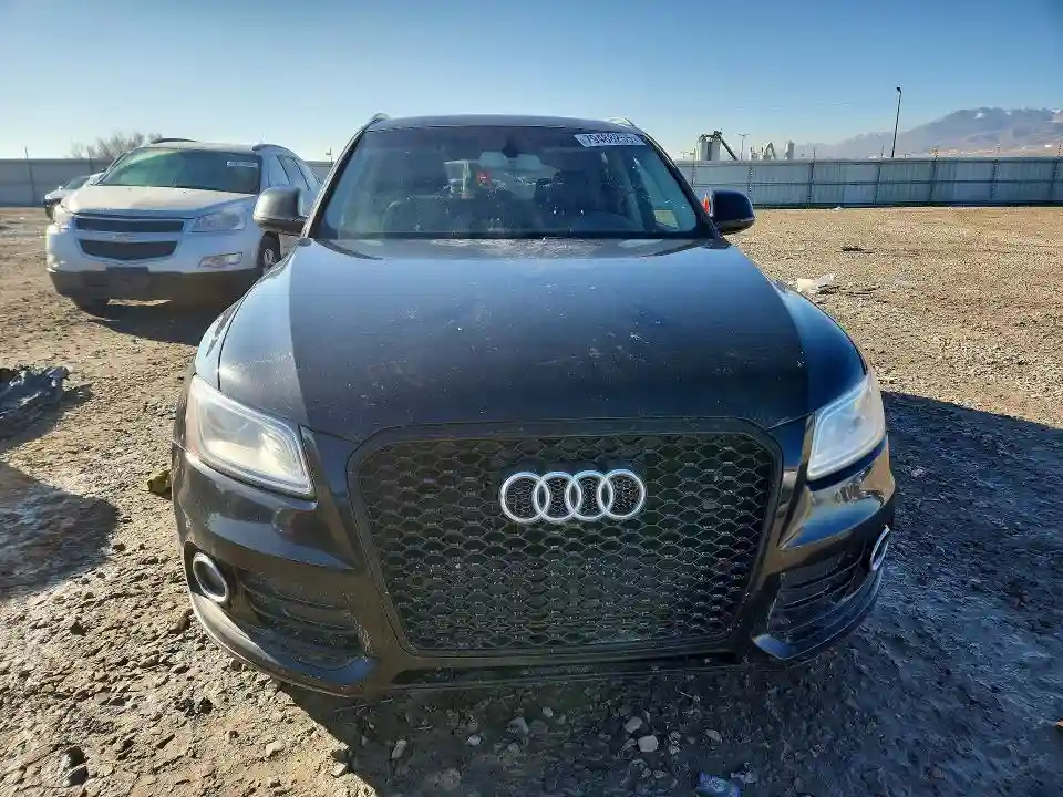 WA1CFAFP8EA053790 2014 AUDI Q5-4