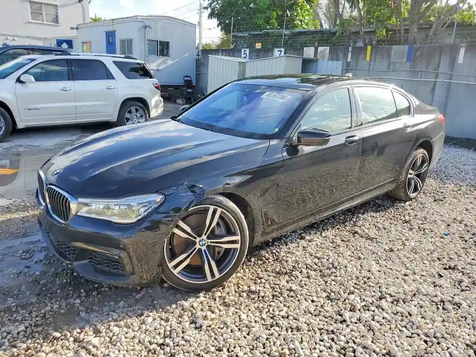 WBA7F2C57JG423745 2018 BMW 7 SERIES-0
