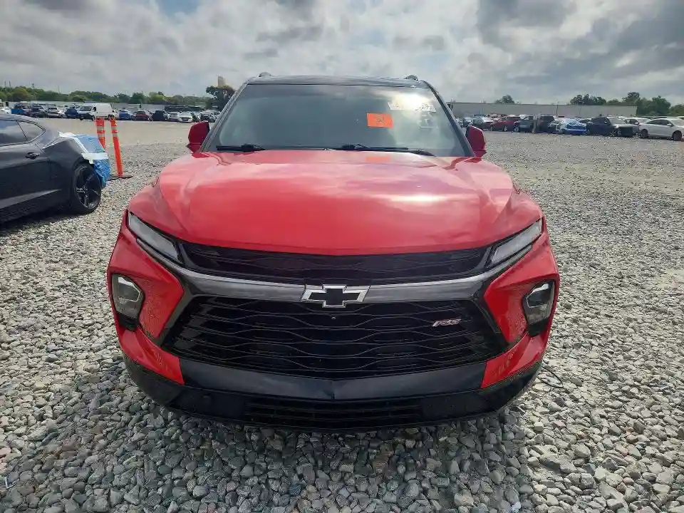 3GNKBKRS0RS128318 2024 CHEVROLET BLAZER-4