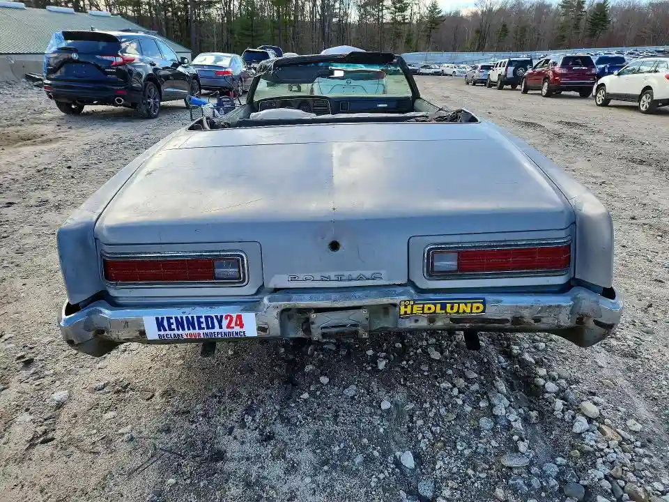00002L67R2P362521 1972 PONTIAC CATALINA-5