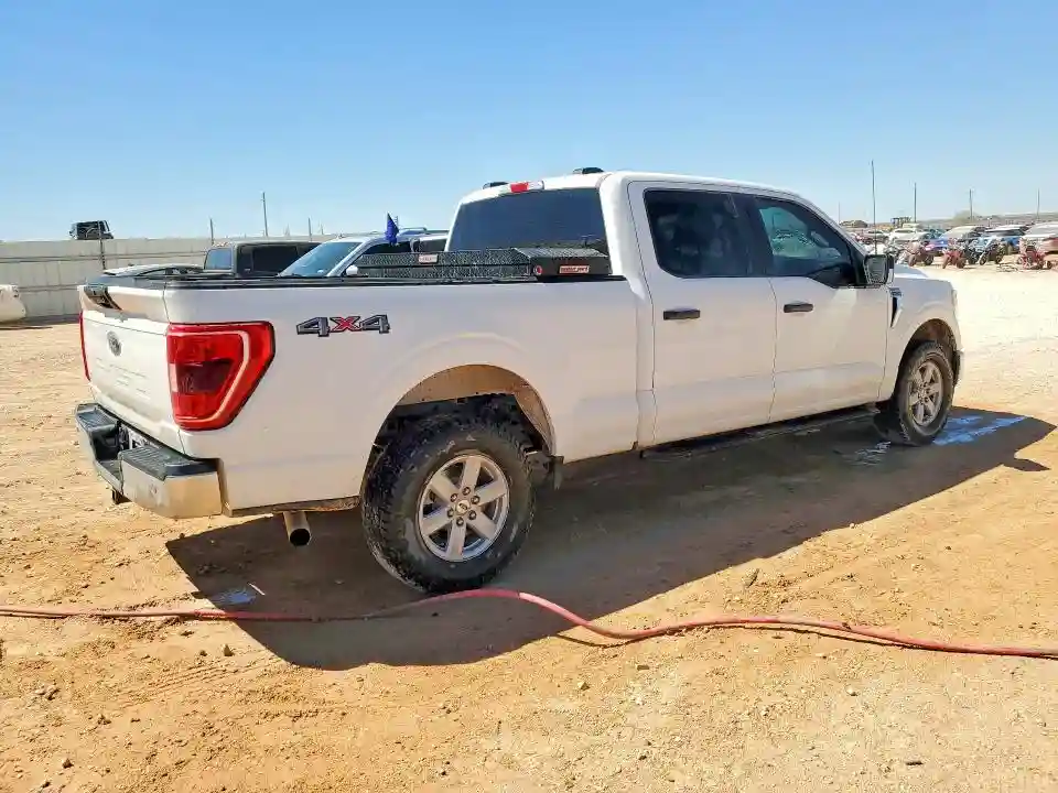 1FTFW1E52NKE65572 2022 FORD F150-2