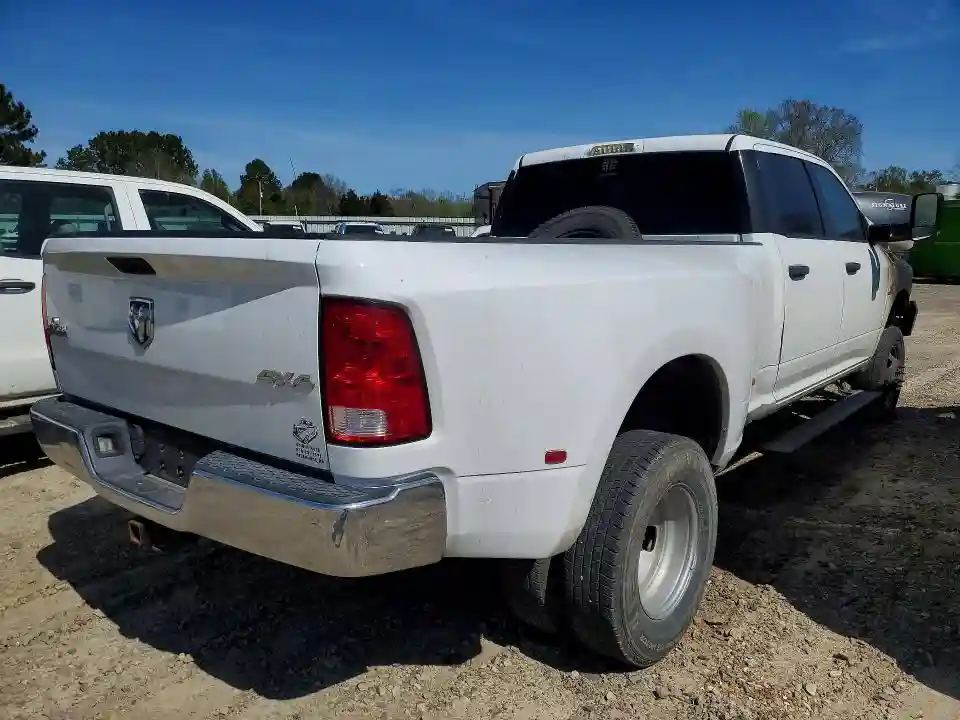 3C63RRGL5EG245667 2014 RAM 3500-2
