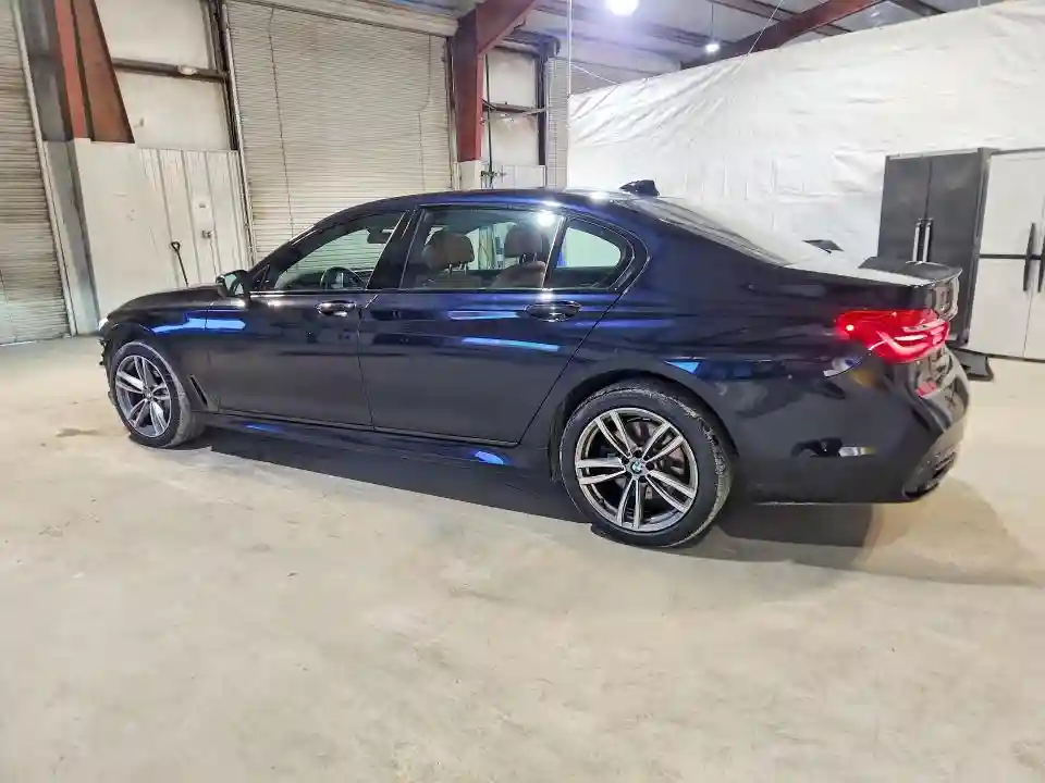 WBA7F2C58JG424130 2018 BMW 7 SERIES-1