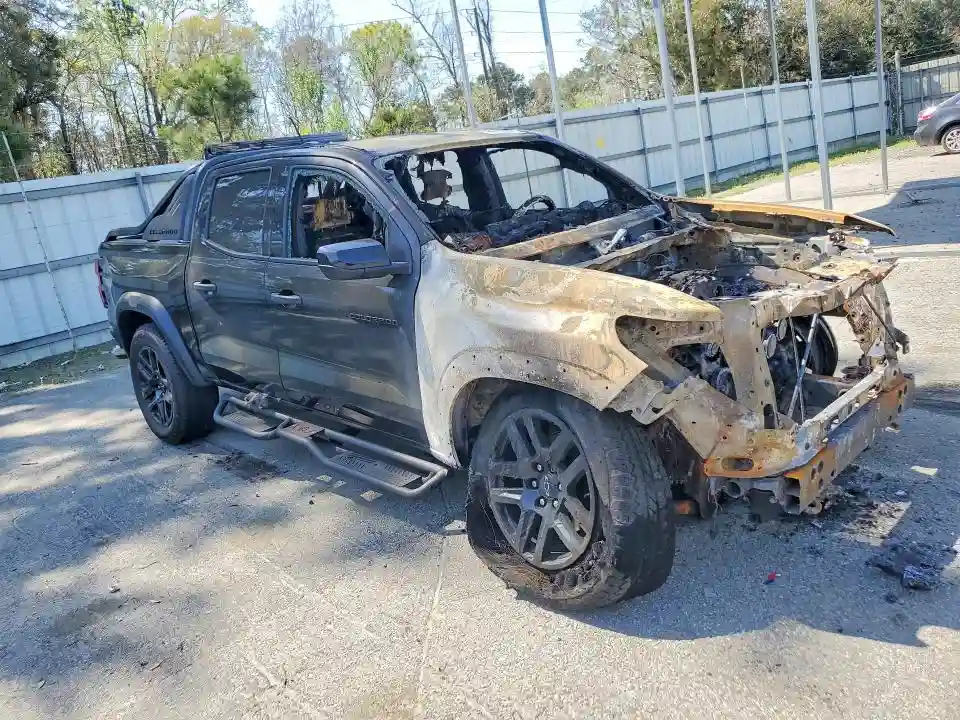 1GCPTEEK3S1179158 2025 CHEVROLET COLORADO T-3