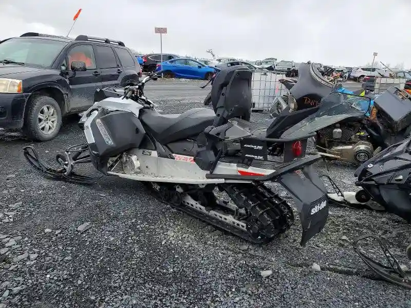 2BPSEALA7LV000020 2020 SKIDOO 900 GRAND-2