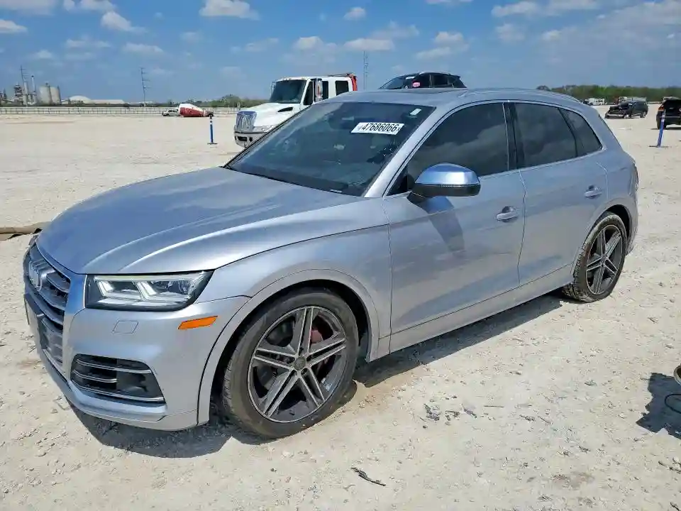 WA1C4AFY2J2182224 2018 AUDI SQ5-0