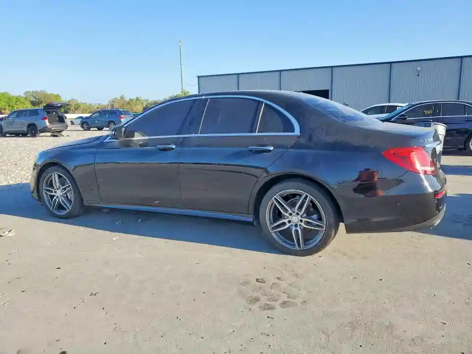 WDDZF4JB4HA055978 2017 MERCEDES-BENZ E-CLASS-1
