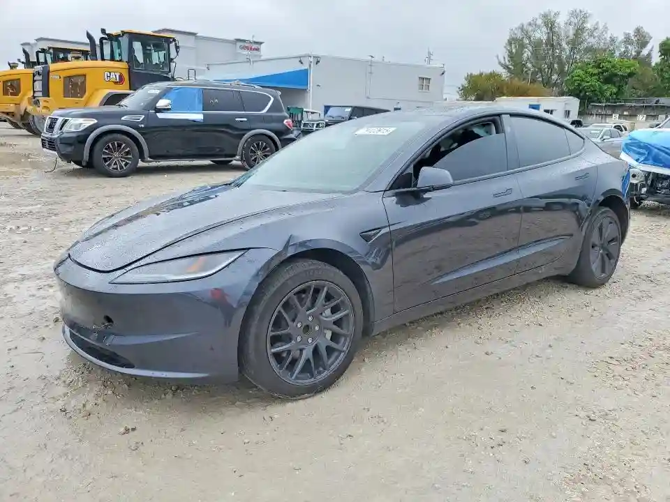 5YJ3E1EA1SF907124 2025 TESLA MODEL 3-0