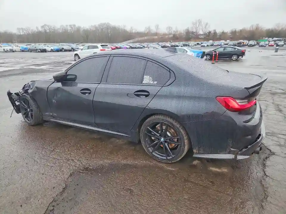 3MW5R7J08N8C72938 2022 BMW 3 SERIES-1
