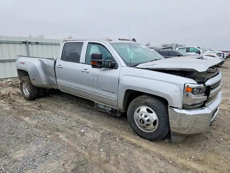 1GC4KXEY5KF154609 2019 CHEVROLET ALL MODELS-3