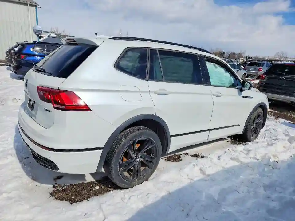 3VV8B7AX7RM012403 2024 VOLKSWAGEN TIGUAN-2