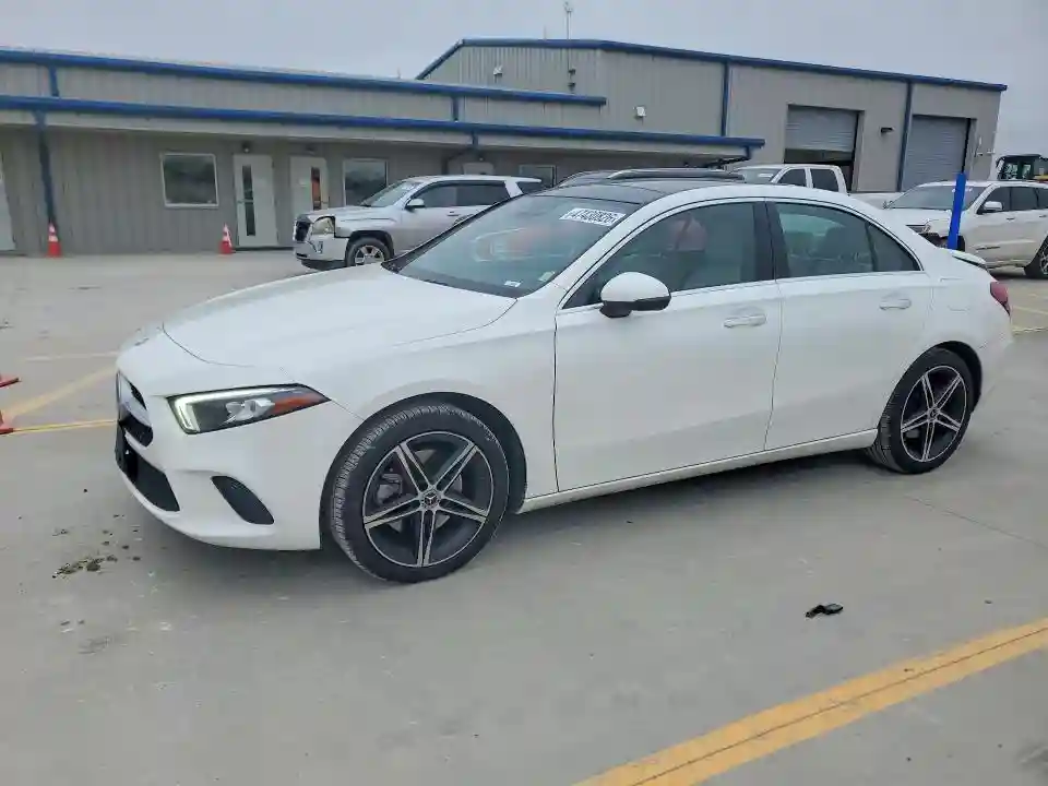 WDD3G4FB4KW020783 2019 MERCEDES-BENZ A-CLASS-0