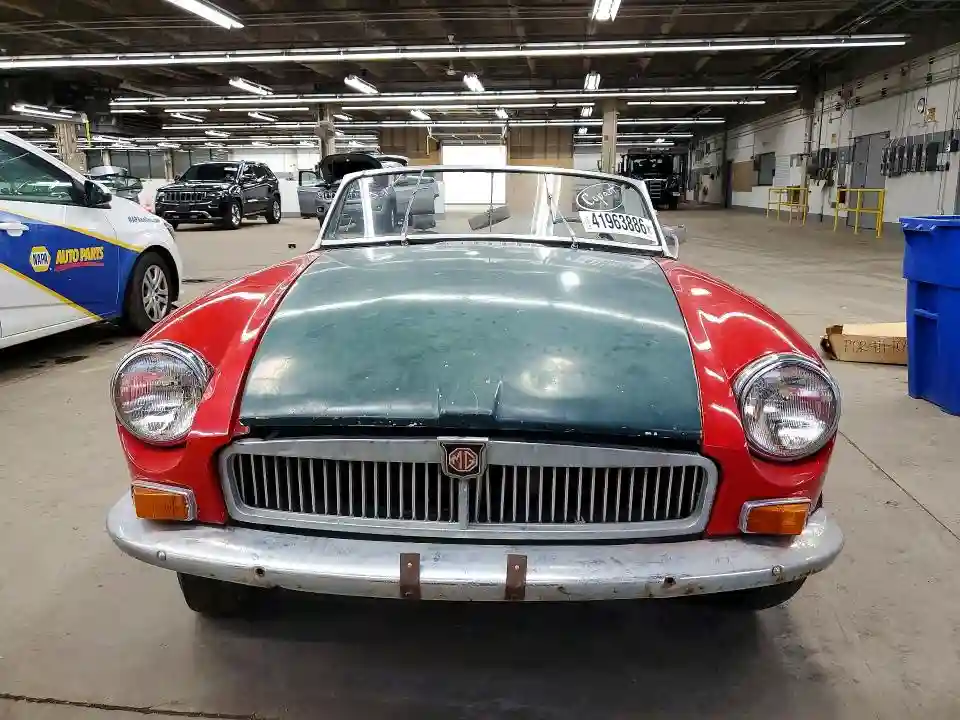 GHN4U141706G 1968 MG MGB CONVER-4