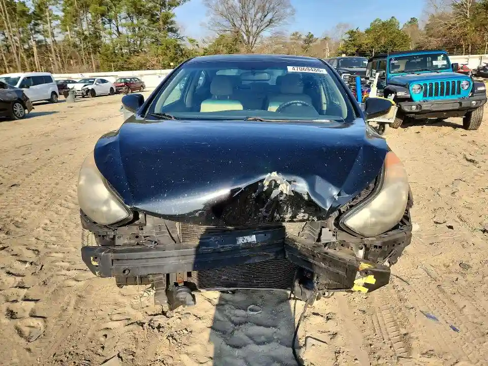 KMHDH4AE3CU475713 2012 HYUNDAI ELANTRA GL-4